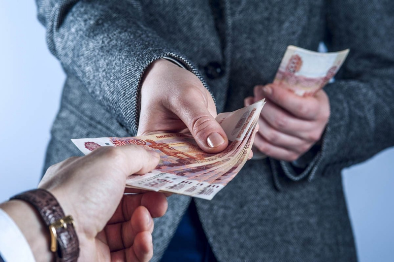 Как возместить расходы сотруднику без выдачи подотчетной суммы?